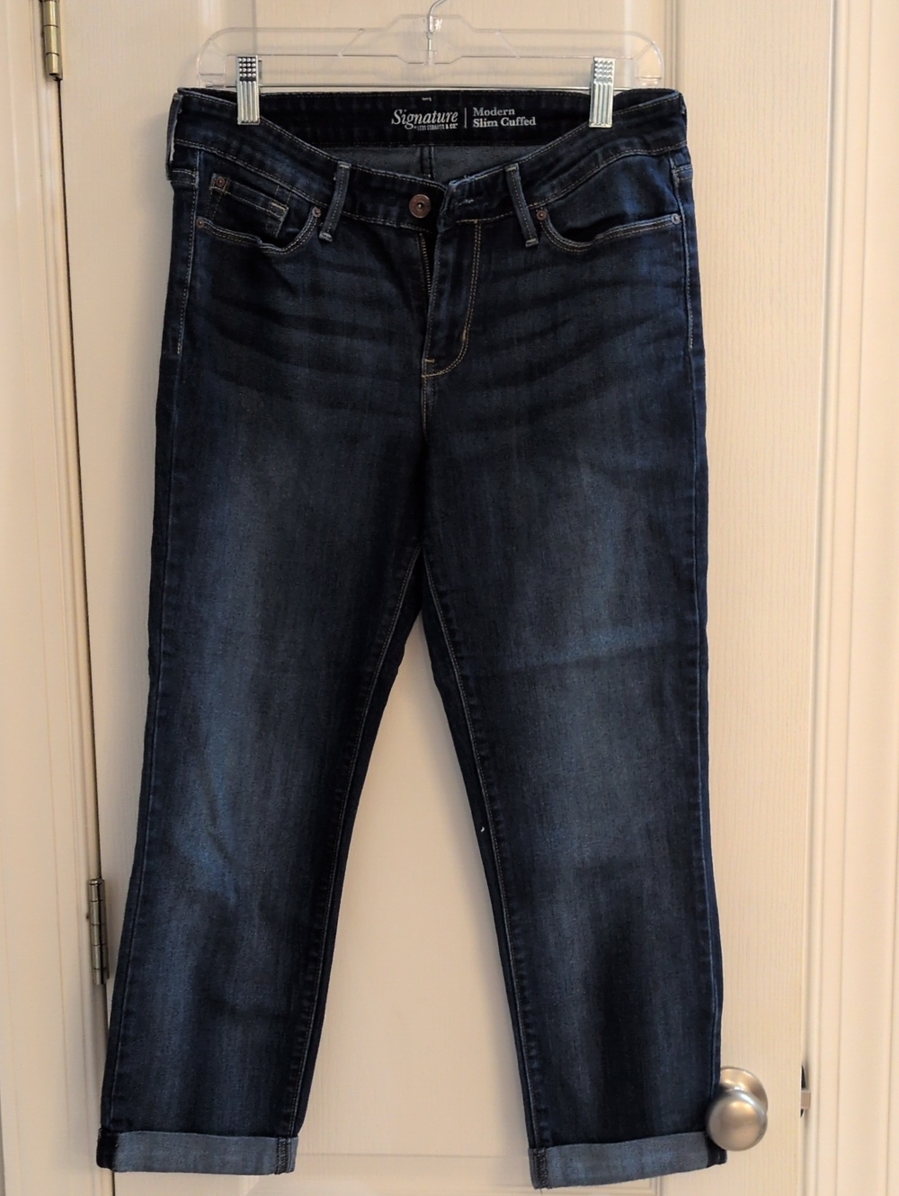 Signature By Levi - Modern Slim Cuffed Jeans in Dark Blue (Size 8)